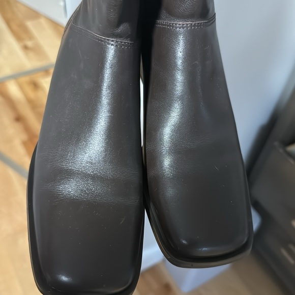 High boots - Picture 3 of 5